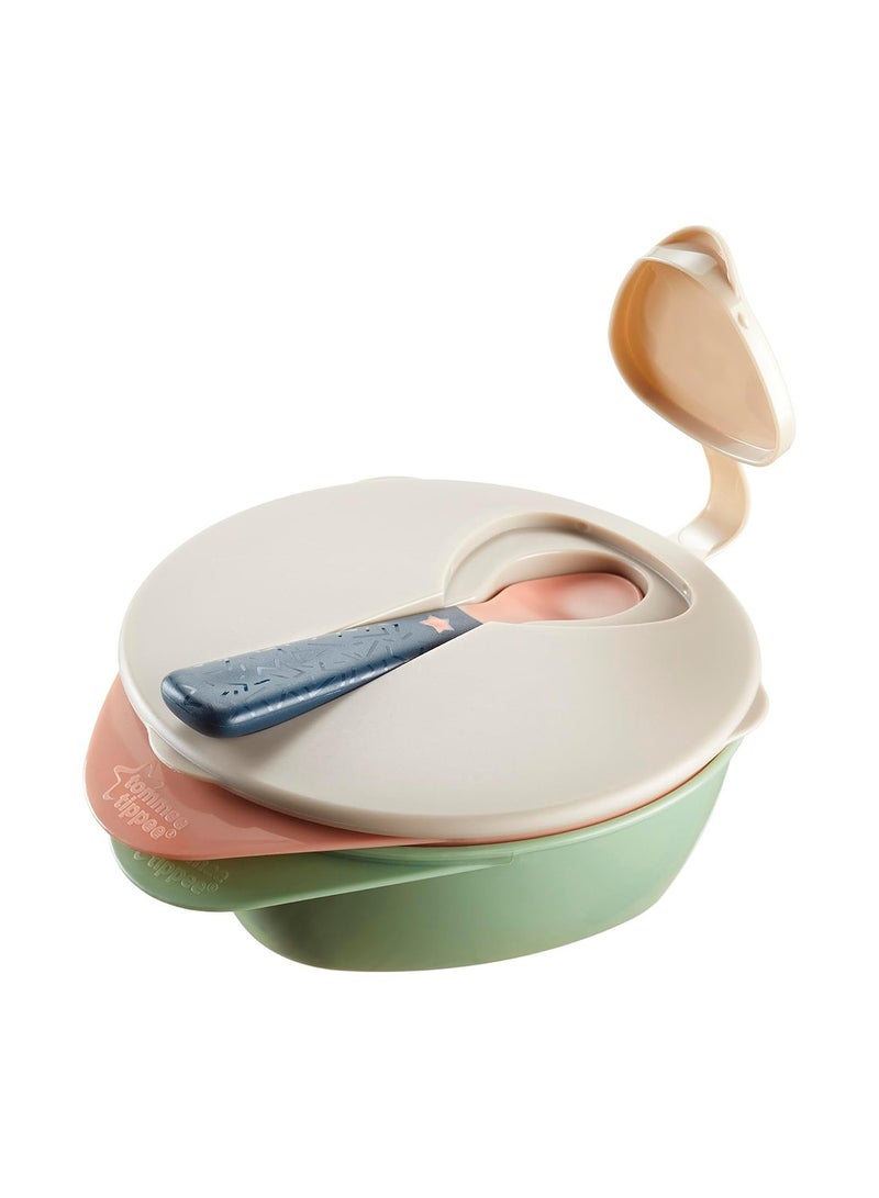tommee tippee Easi-Scoop baby feeding bowls with a travel lid and spoon designed for babies aged 6 months and older - Image 2