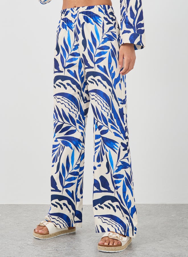 Styli Styli Printed Belted Shirt and Pants Co-Ords  - Image 4