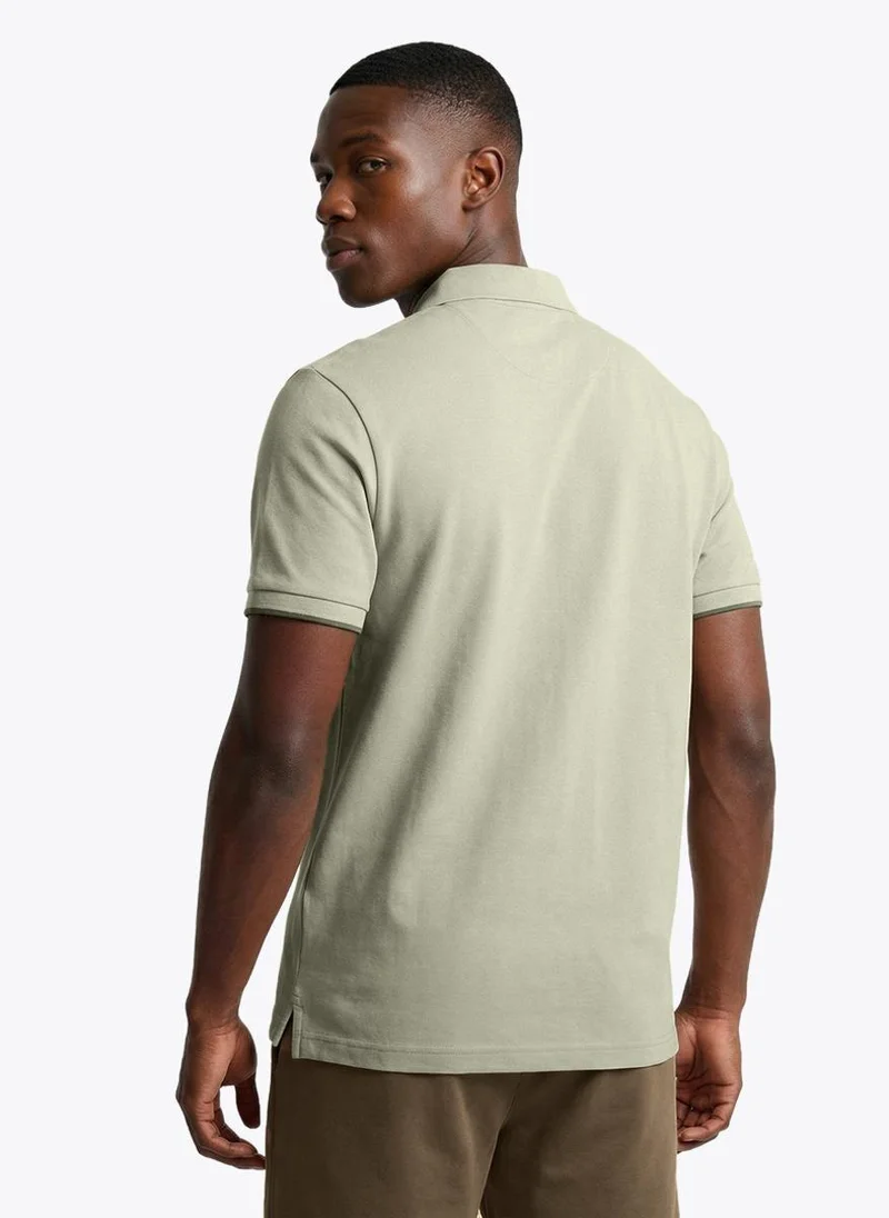 Nautica Men Regular Fit Short Sleeve Logo Polo Shirt for Casual Styling - Green