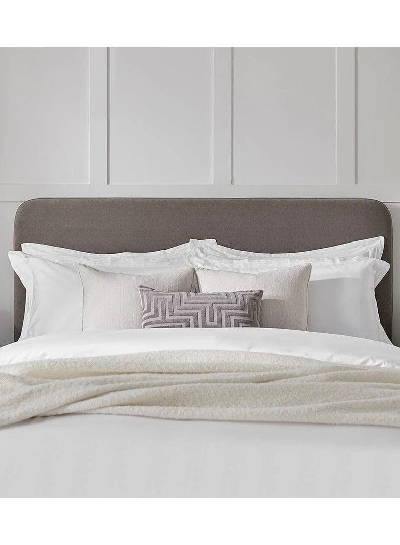 ملاذ هاوس سرير مبطن بأزرار - MZBDN02-BEIG-160cm - مصنوع من قماش ناعم مع لوح رأس مبطن بأزرار - 160 سم - الأبعاد: ارتفاع 120 سم × طول 195 سم - طول 195 سم × ارتفاع 120 سم × عرض 160 سم - Image 2