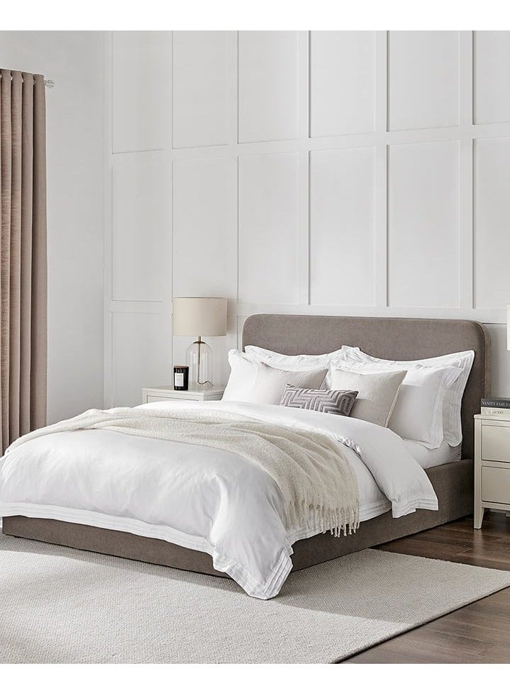 ملاذ هاوس سرير مبطن بأزرار - MZBDN02-BEIG-160cm - مصنوع من قماش ناعم مع لوح رأس مبطن بأزرار - 160 سم - الأبعاد: ارتفاع 120 سم × طول 195 سم - طول 195 سم × ارتفاع 120 سم × عرض 160 سم - Image 3