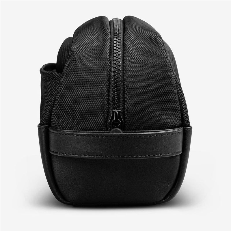 Handcuffs Toiletry Bag for Men & Women | Faux Leather | Polyester | Cosmetic Organizer | Packing Cube | Makeup Storage | Travelling Pouch (Black) - Image 2