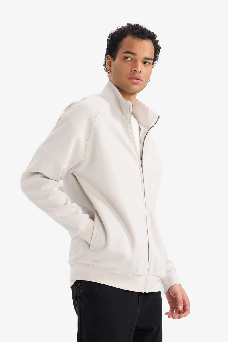 Defacto  Boxy Fit Soft Fleece Lined Zip Up Sweatshirt for Men | Best Price UAE