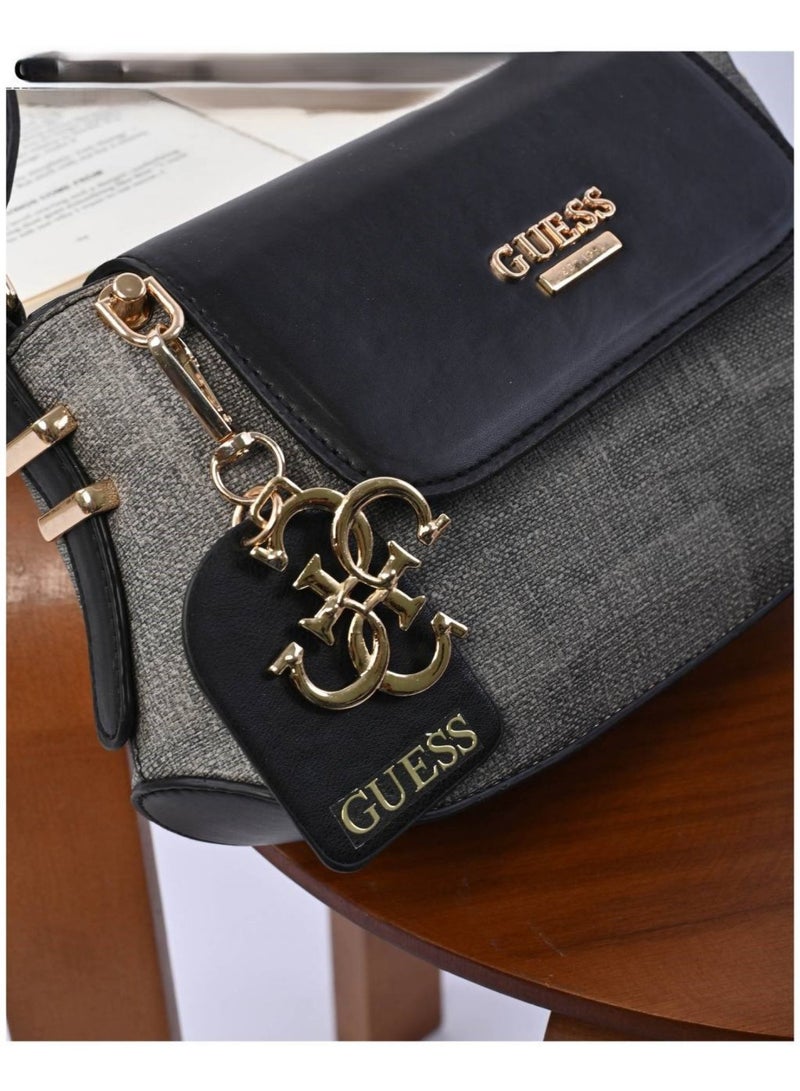 جس حقيبه جلد حريمي انيقه اسود و رمادى مع ذراع معدني ذهبي