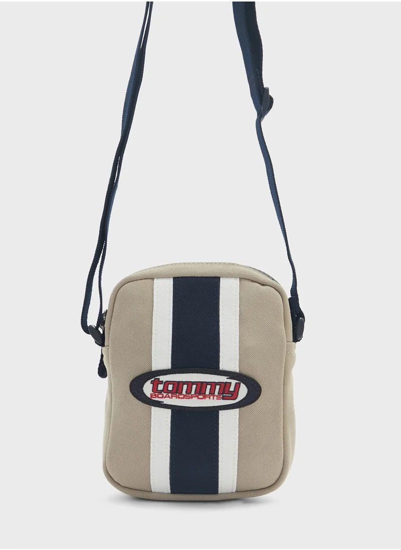 TOMMY JEANS Heritage Reporter Bag