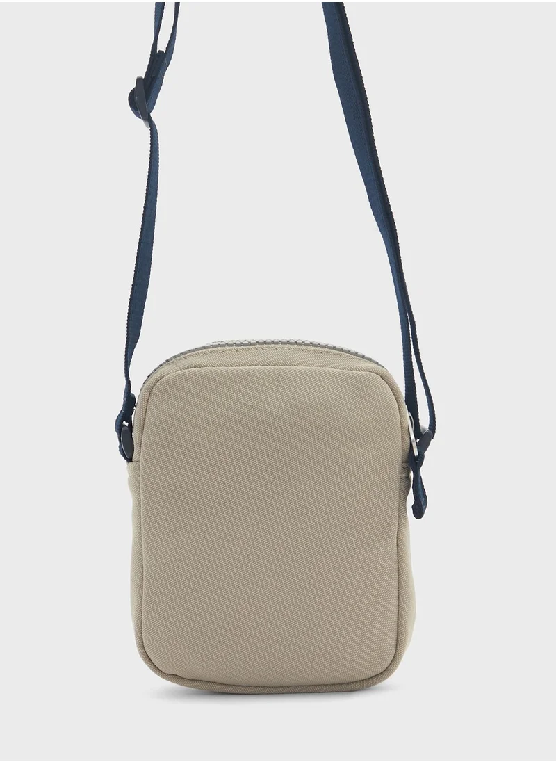 TOMMY JEANS Heritage Reporter Bag