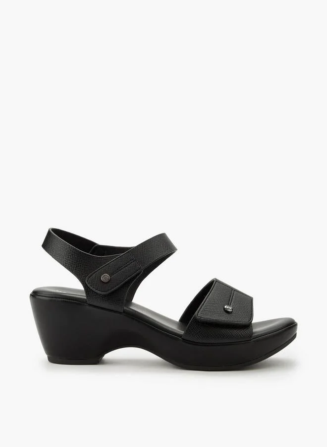 فلورا بيلا من شو إكسبرس Flora Bella Women Textured Wedge Heel Sandals