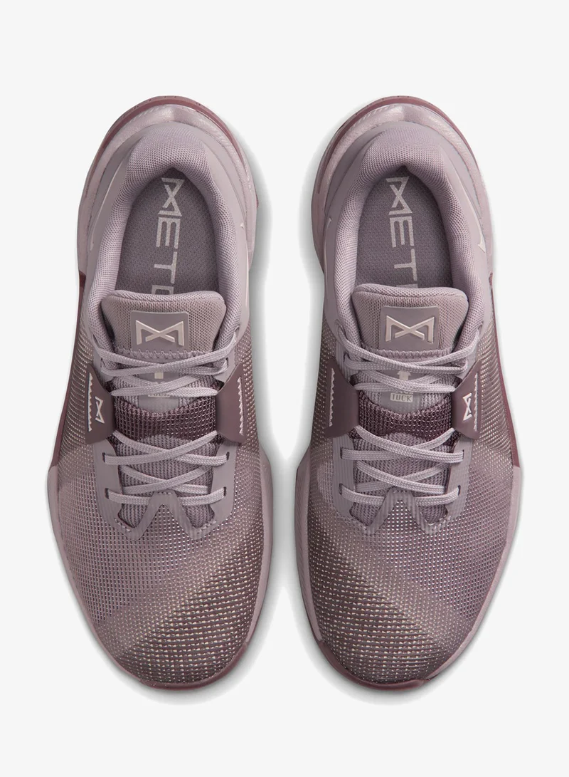 نايكي ميتكون ١٠