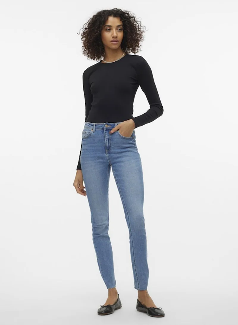 فيرو مودا VMCHLOE LS SHORT TOP JRS NOOS
