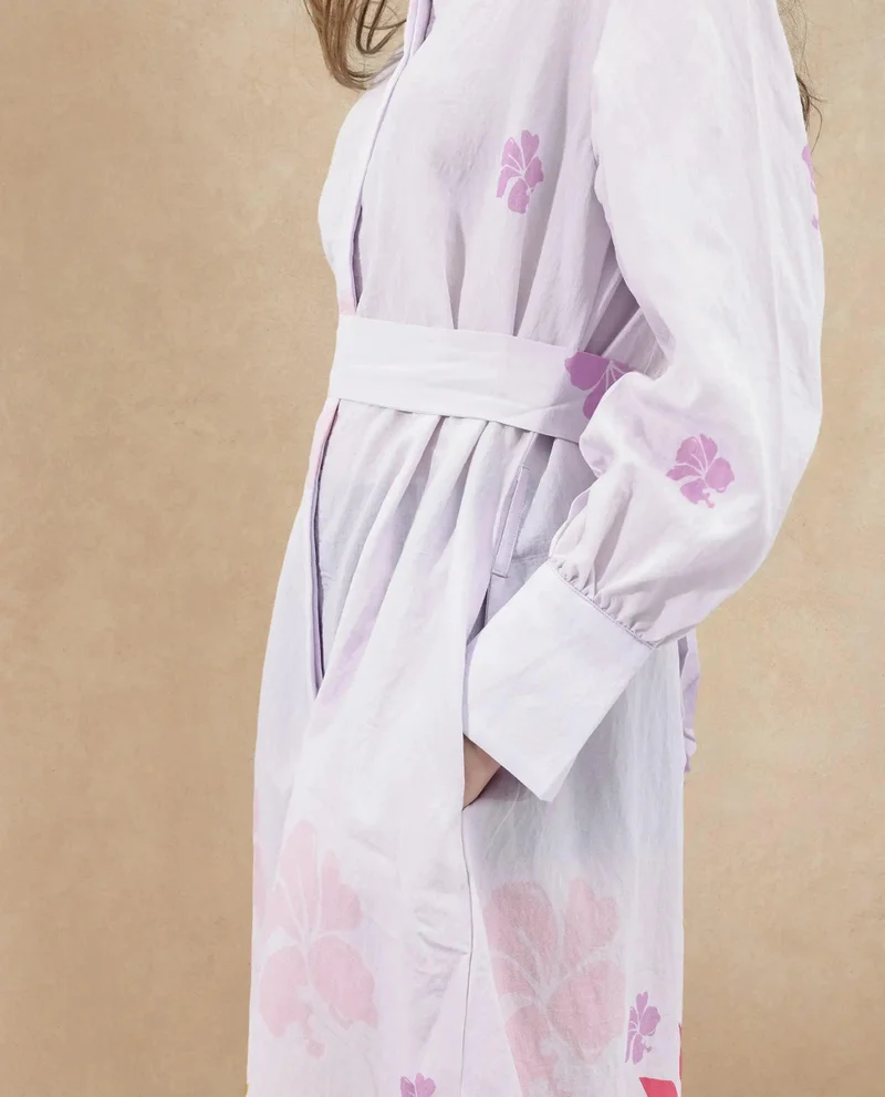 ريريزم Rareism Women Chunker Off White Rayon Nylon Fabric Regular Sleeves Collared Neck Floral Print Longline Dress
