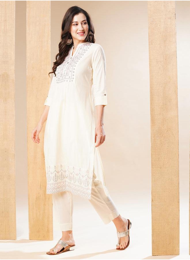 Embroidered Pleated Straight Kurta and Pant Set - pzsku/ZA49DDD1BD18A7179B6CDZ/45/1741119901/9fbe75bc-9134-429b-a03d-98ca8912b010