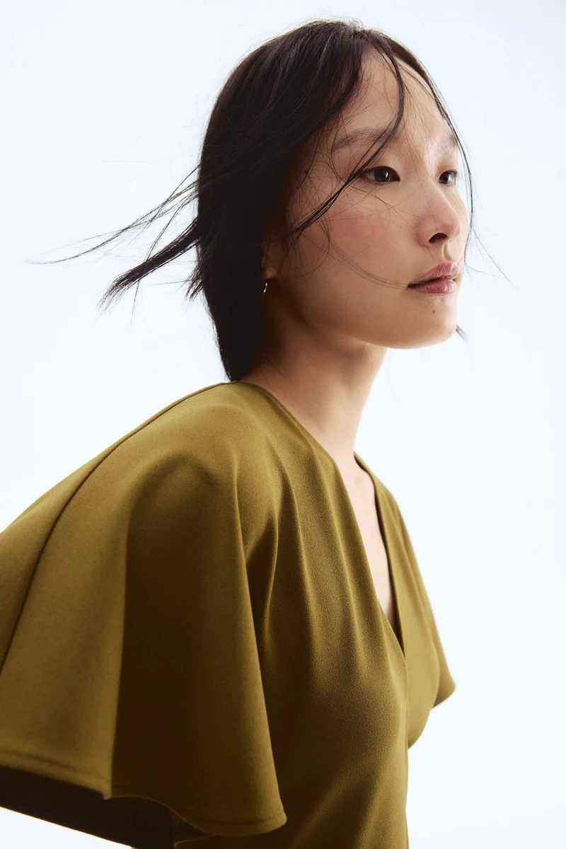 H&M V-neck interlock dress