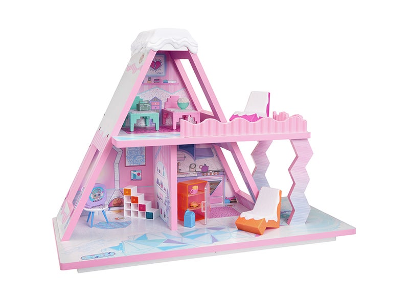 L.O.L. SURPRISE! Winter Snow Real Wood Chalet with Tot, + 15 Surprises, Comes with Exclusive Doll, for Children 4 Years and Up - Image 4