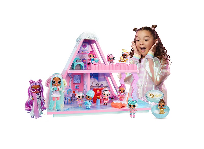 L.O.L. SURPRISE! Winter Snow Real Wood Chalet with Tot, + 15 Surprises, Comes with Exclusive Doll, for Children 4 Years and Up - Image 3