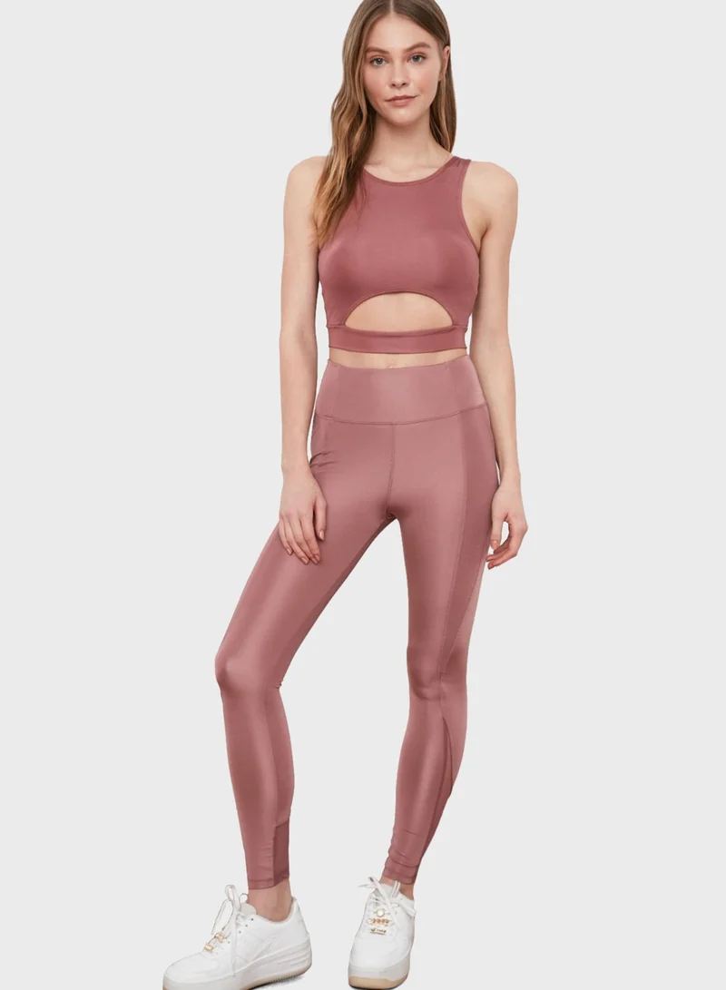 trendyol Cut Out Detail Bra