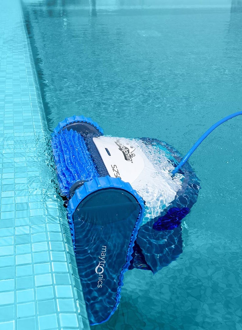Dolphin S-250 Pool Cleaning Robot For Wall Floor Water Lining and Cleaning Fine Dust - Image 4