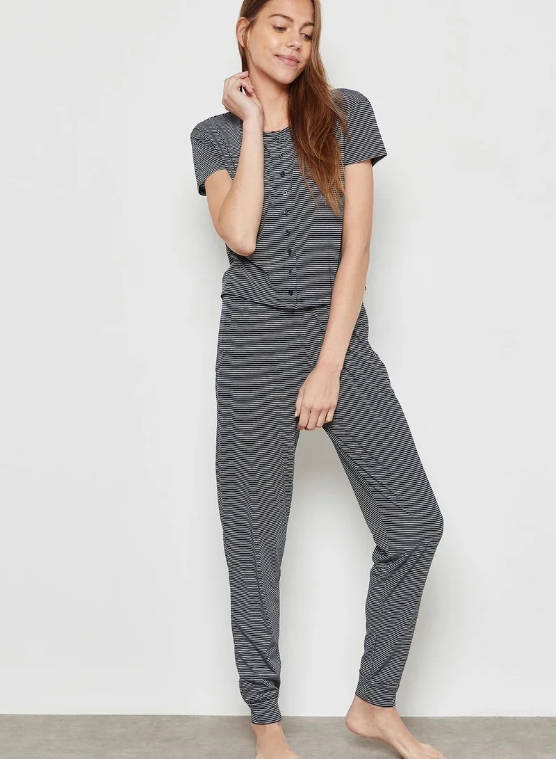 CHELSEA PEERS Striped Pyjama Set