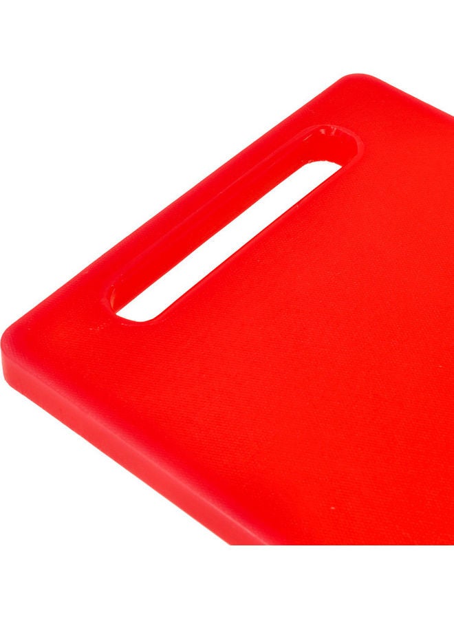 Royalford Classic Cutting Board, Polyethylene, Rf10282 - Chopping Board - Non-Absorbent, Odorless & Non-Toxic - Crack/Chip Resistant - Easy Grip Handle Red 40x25x2cm - Image 4