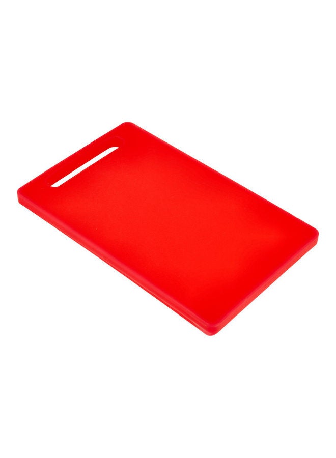 Royalford Classic Cutting Board, Polyethylene, Rf10282 - Chopping Board - Non-Absorbent, Odorless & Non-Toxic - Crack/Chip Resistant - Easy Grip Handle Red 40x25x2cm - Image 3