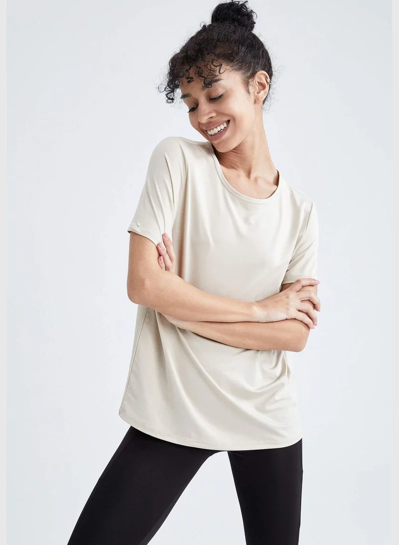 ديفاكتو Regular Fit Short Sleeve Sport T-Shirt