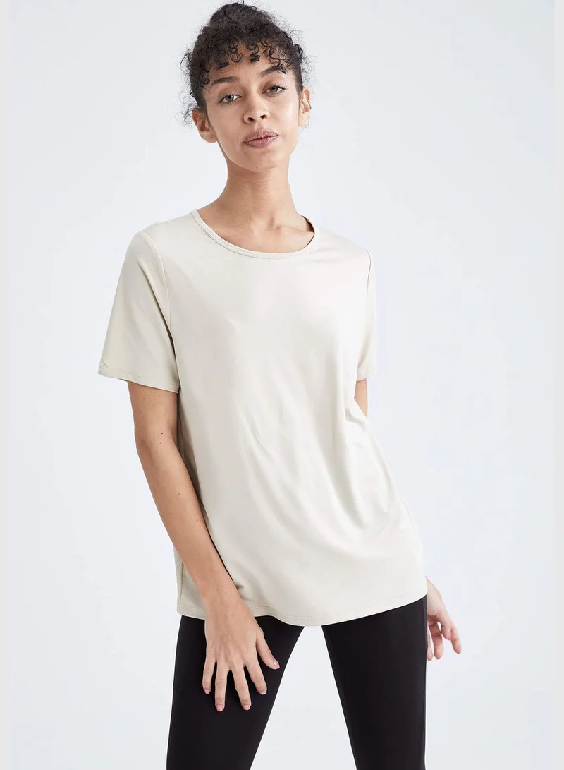 ديفاكتو Regular Fit Short Sleeve Sport T-Shirt