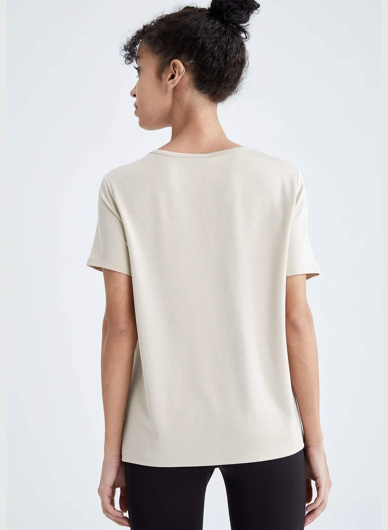 ديفاكتو Regular Fit Short Sleeve Sport T-Shirt