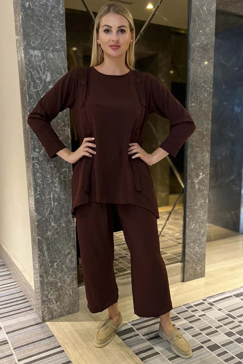 Moistreet  Crew Neck Button Detailed To & Pants Set for Women | Best Price UAE