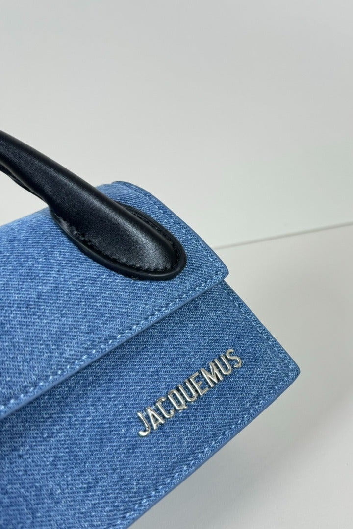 JACQUEMUS Le Chiquito Long Handbag Tote Bag Leather Flap Long With Crossbody Strap - Image 2