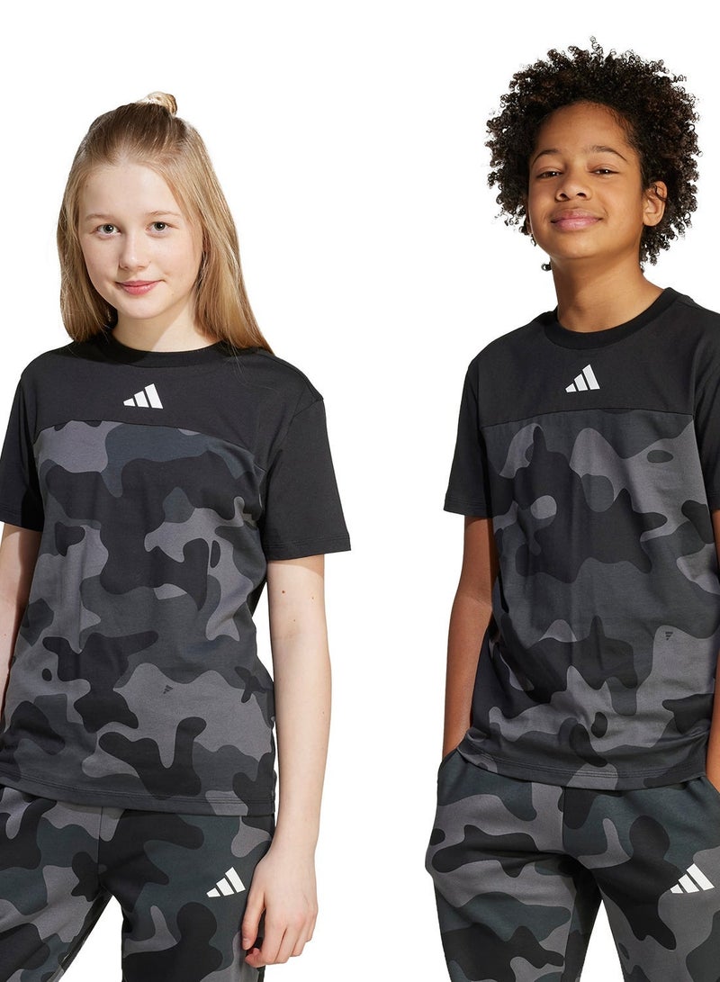Adidas J كامو تي           أسود/أبيض - Image 1