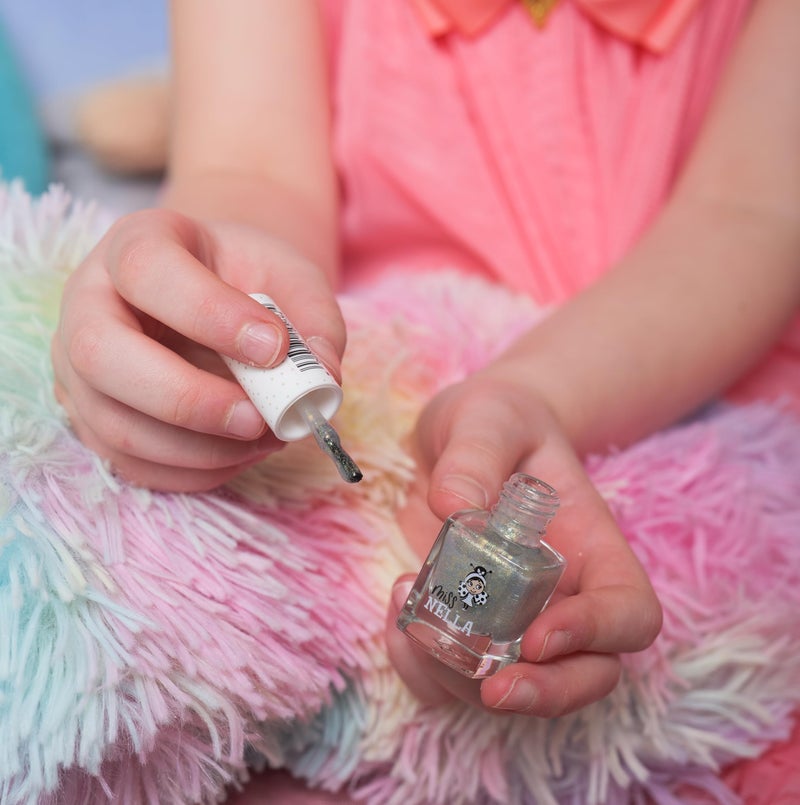 MISS NELLA NEW Magic collection BIBBIDI BOBBIDI BOO- Special Blue sparkle Nail Polish for Kids, with Peel-off, Water Based & Odour Free Formula - Image 2