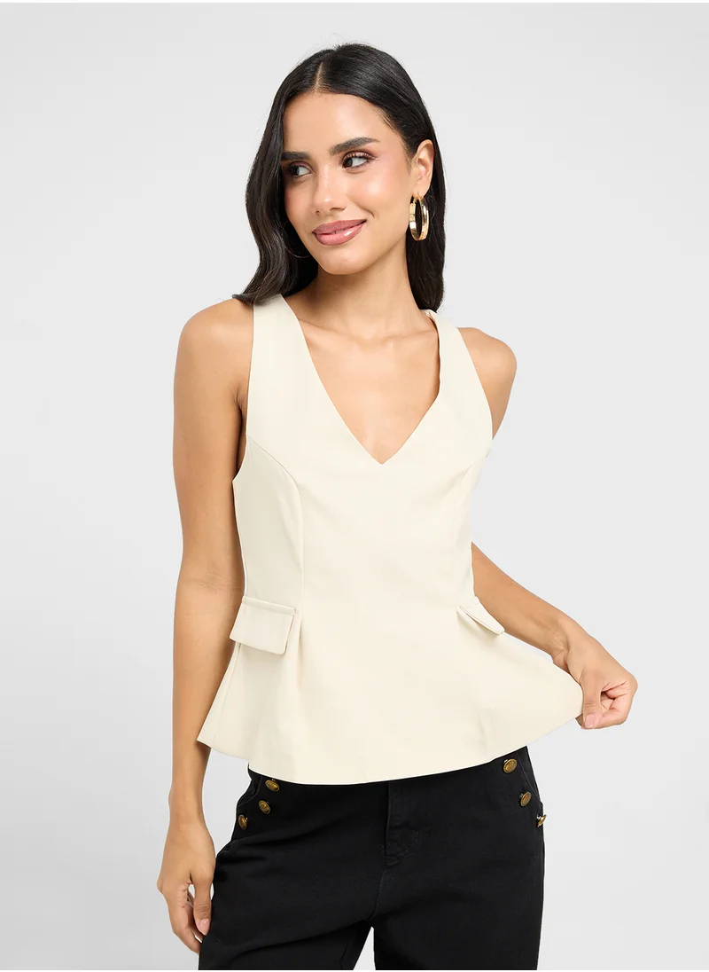 جينجر V Neck Vest With Pockets