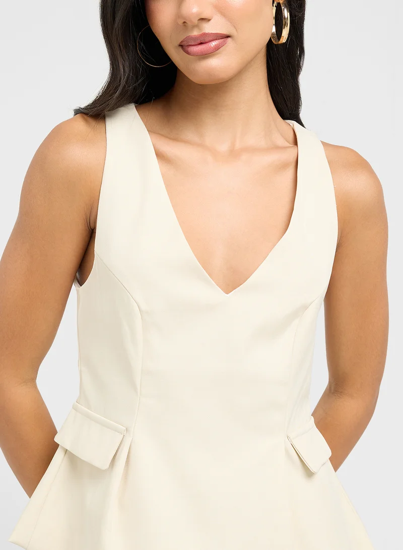 Ginger V Neck Vest With Pockets