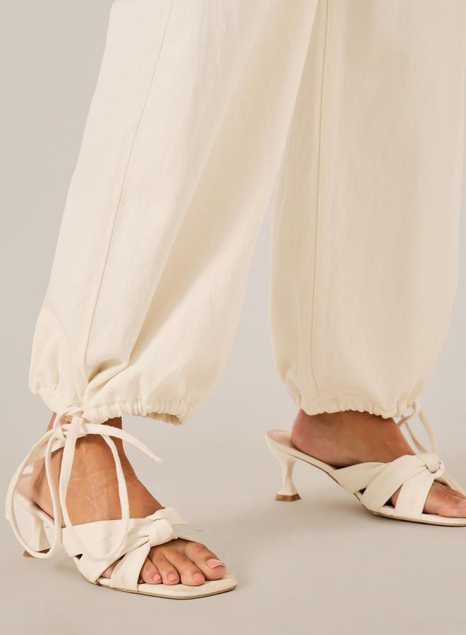 Styli Styli Mid Rise Drawstring Hem Wide Leg Jeans - Image 4