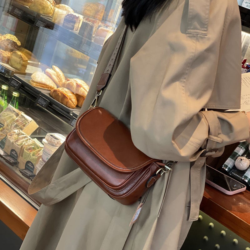 2024 Women'S Bag New Crossbody Bag Fashionable Cowhide Small Square Bag Vegetable Tanned Cowhide Shoulder Bag Vintage Fashionable Small Bag - Image 1