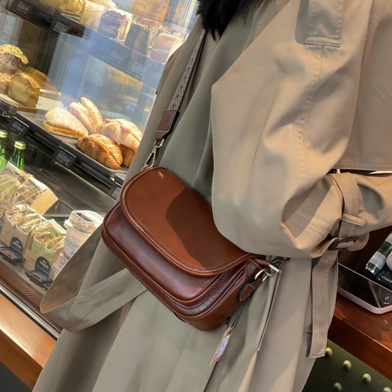 2024 Women'S Bag New Crossbody Bag Fashionable Cowhide Small Square Bag Vegetable Tanned Cowhide Shoulder Bag Vintage Fashionable Small Bag - Image 5