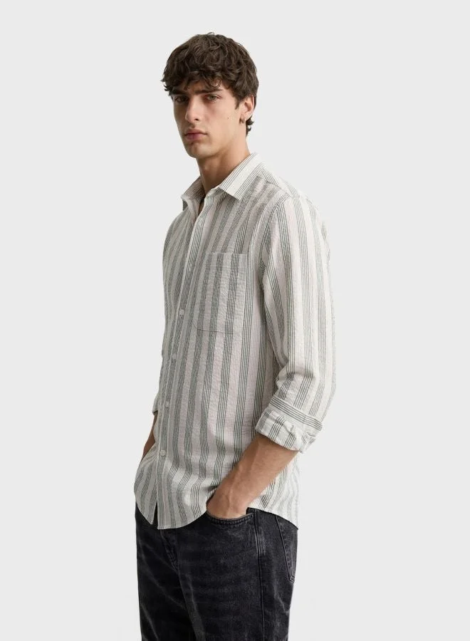 The Indian Garage Co Men Regular Fit Vertical Striped Cutaway Collar Full Sleeves Shirt