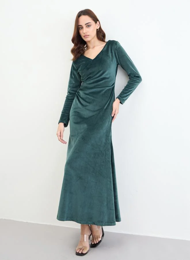 Styli Dark Green Velvet Look A-Line Maxi Dress