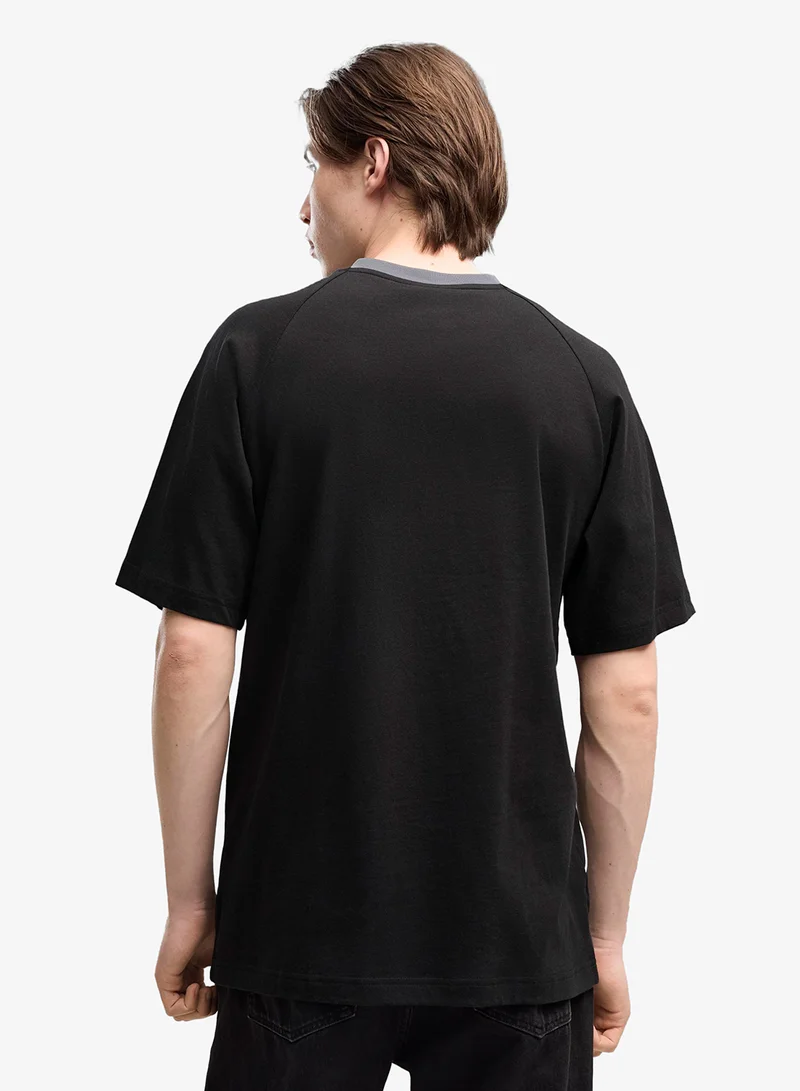 PUMA Relaxed Blocking T-Shirt