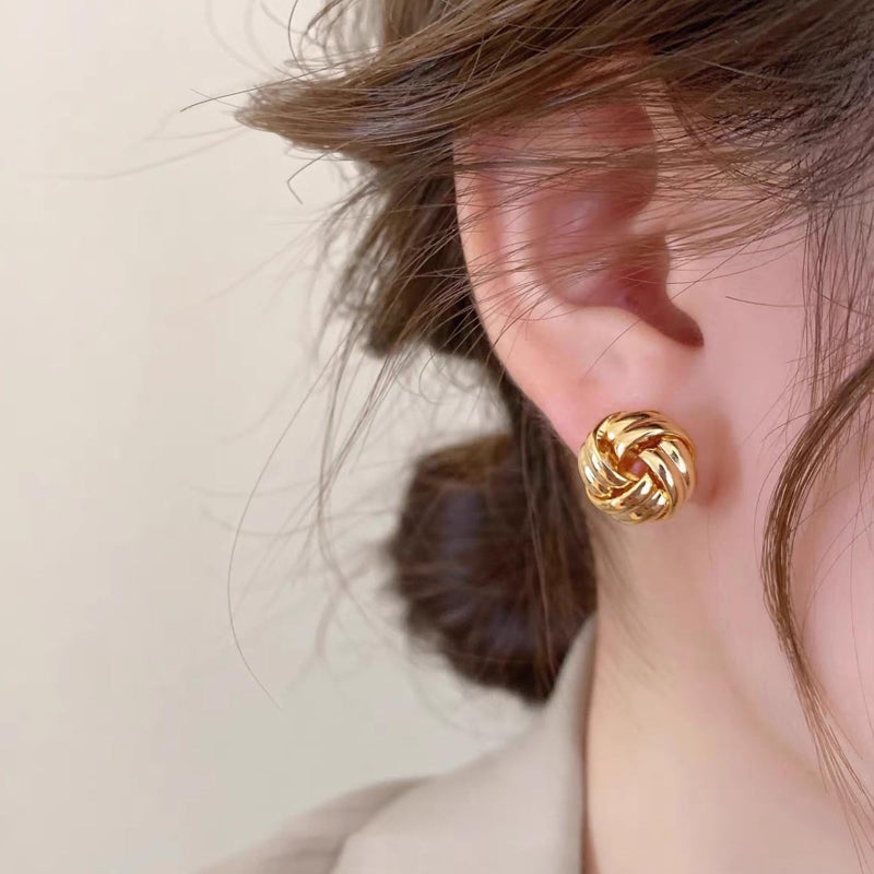 Dcfywl731 9 Pairs Gold Clip on Earrings for Women Clip on Hoop Earrings Chunky Hoop Earrings Geometric Earrings Non Pierced Fake Hoop Earrings Jewelry Gifts - Image 2