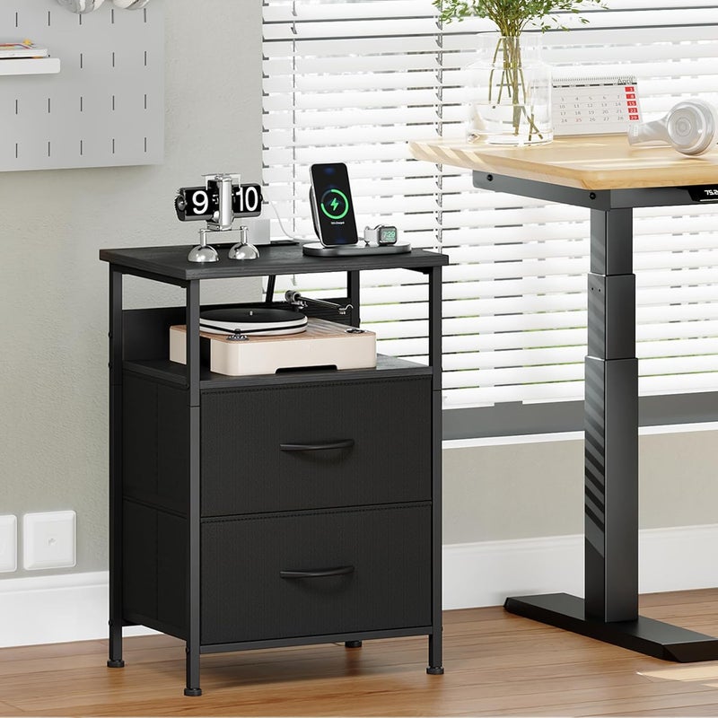 شاربدو حامل ليلي شاربدو لغرفة النوم مزود بمقبسين تيار متردد ومنفذي USB، ومقبس قياسي في المملكة المتحدة، وخزانة تخزين نهائية مع ضوء LED ودرج تخزين (أسود) - Image 3