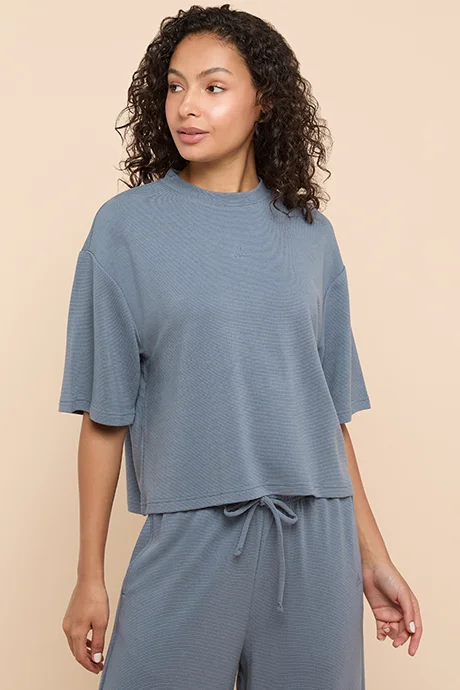أر أند بي Solid T-Shirt with Crew Neck and Short Sleeves