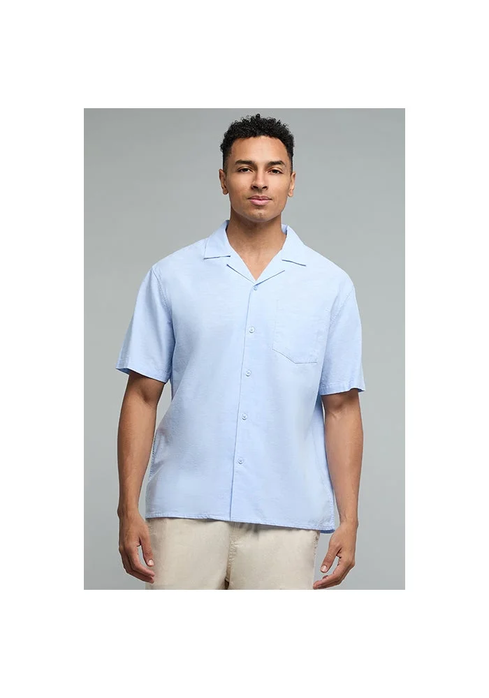 R&b Textured Shirt with Revere Collar and Short Sleeves