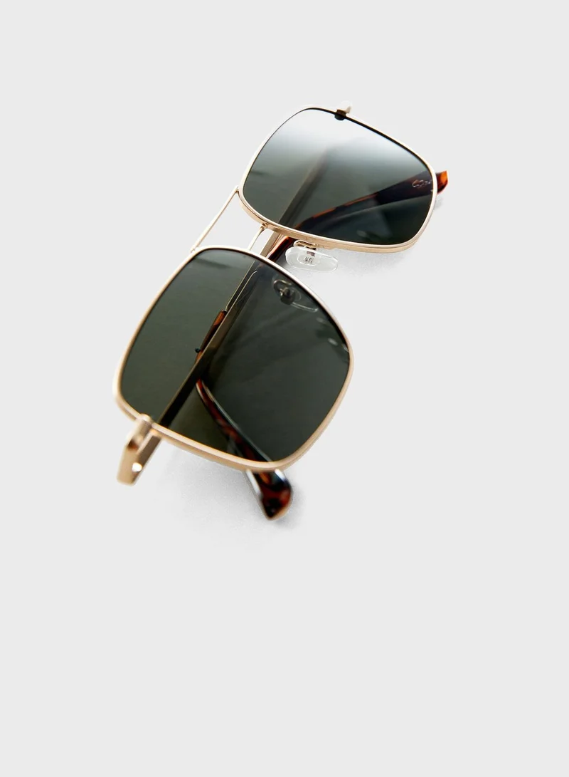 Mango Man Tom Polarised Sunglasses