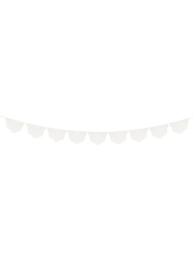 ميري ميري لافتة رايات من الدانتيل من Meri Meri Broderie Anglaise (عبوة من قطعة واحدة)، لافتة حفلات مقاس 12.5 بوصة تتضمن سلكًا زائدًا، لافتة حفلات Meri Meri، قابلة لإعادة الاستخدام - Image 4