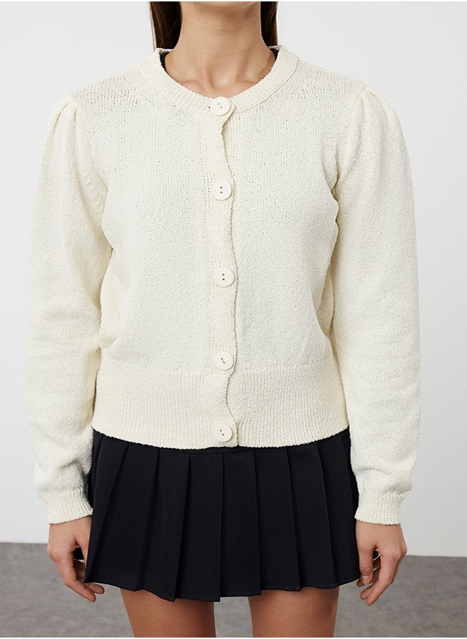 trendyol Ecru Cotton Crew Neck Knitwear Cardigan TWOAW25HI00065  - Image 4