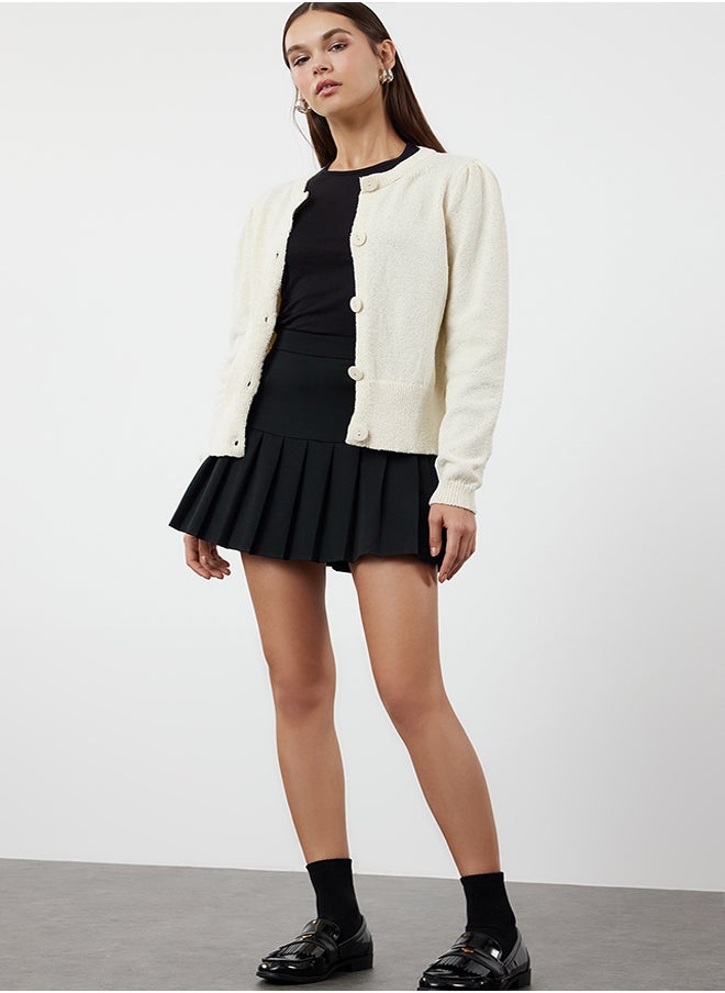 trendyol Ecru Cotton Crew Neck Knitwear Cardigan TWOAW25HI00065  - Image 2