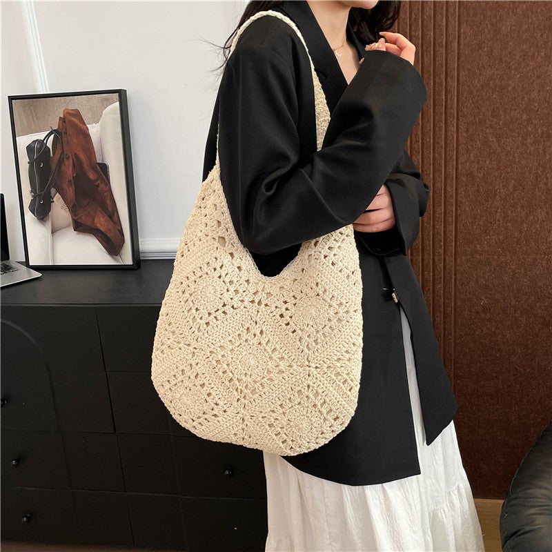 2025 Style Woven Bag Handmade Daisy Straw Woven Bag Women'S Travel Seaside Vacation Portable Shoulder Bag - Image 3