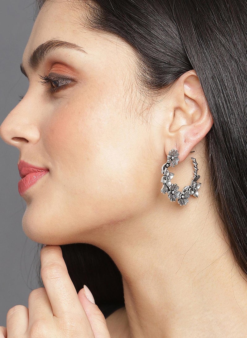 SOHI Circular Artificial Hoop Earring Jewellery - Image 2