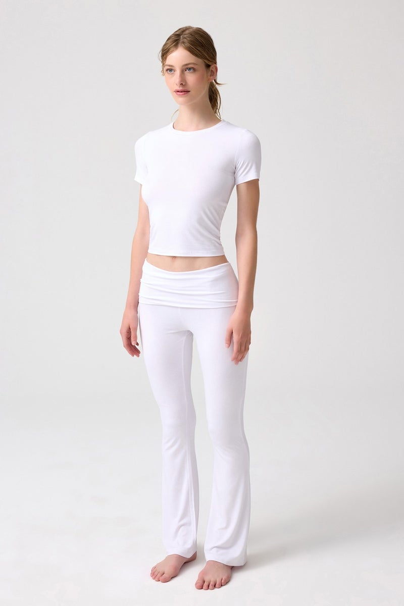 Los Ojos x Melodi White Fitted T-Shirt Short Fitted  - Image 4