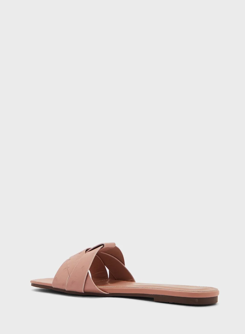 ايلا Textured Woven Design Flat Sandal